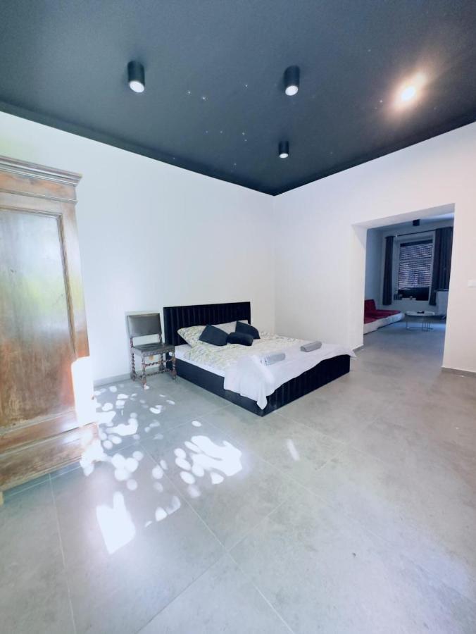 Przyjemny Lokal W Centum Miasta Apartamento Łódź Exterior foto